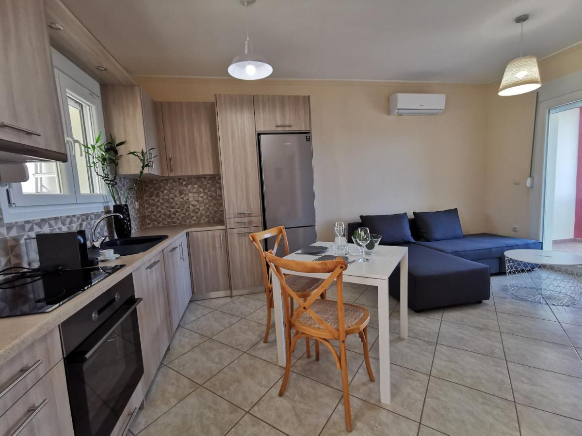 Marine Apartments Venetiko Paralia Agias Foteinis Exterior photo
