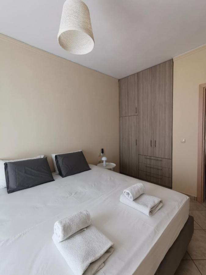 Marine Apartments Venetiko Paralia Agias Foteinis Exterior photo