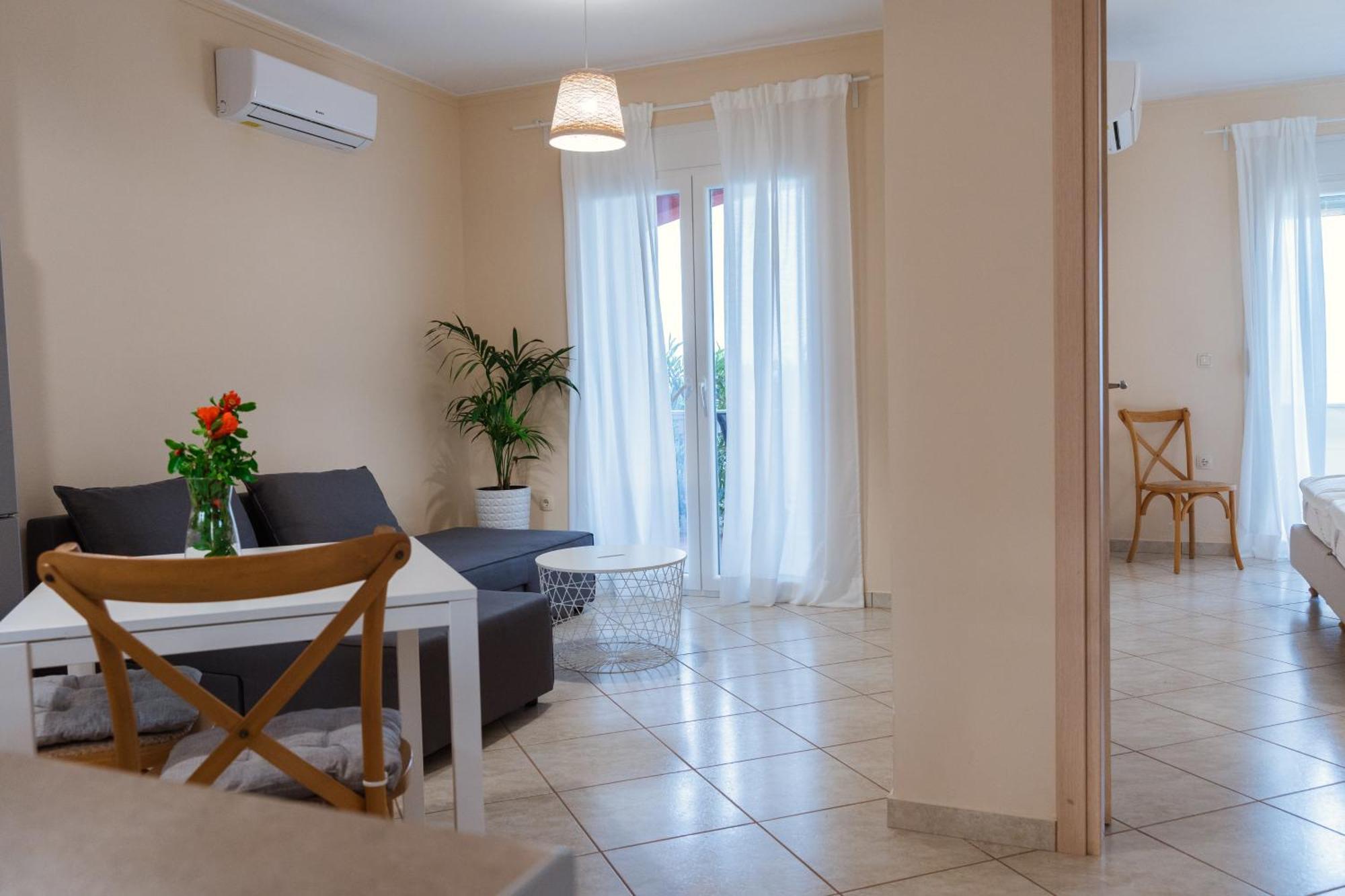 Marine Apartments Venetiko Paralia Agias Foteinis Exterior photo