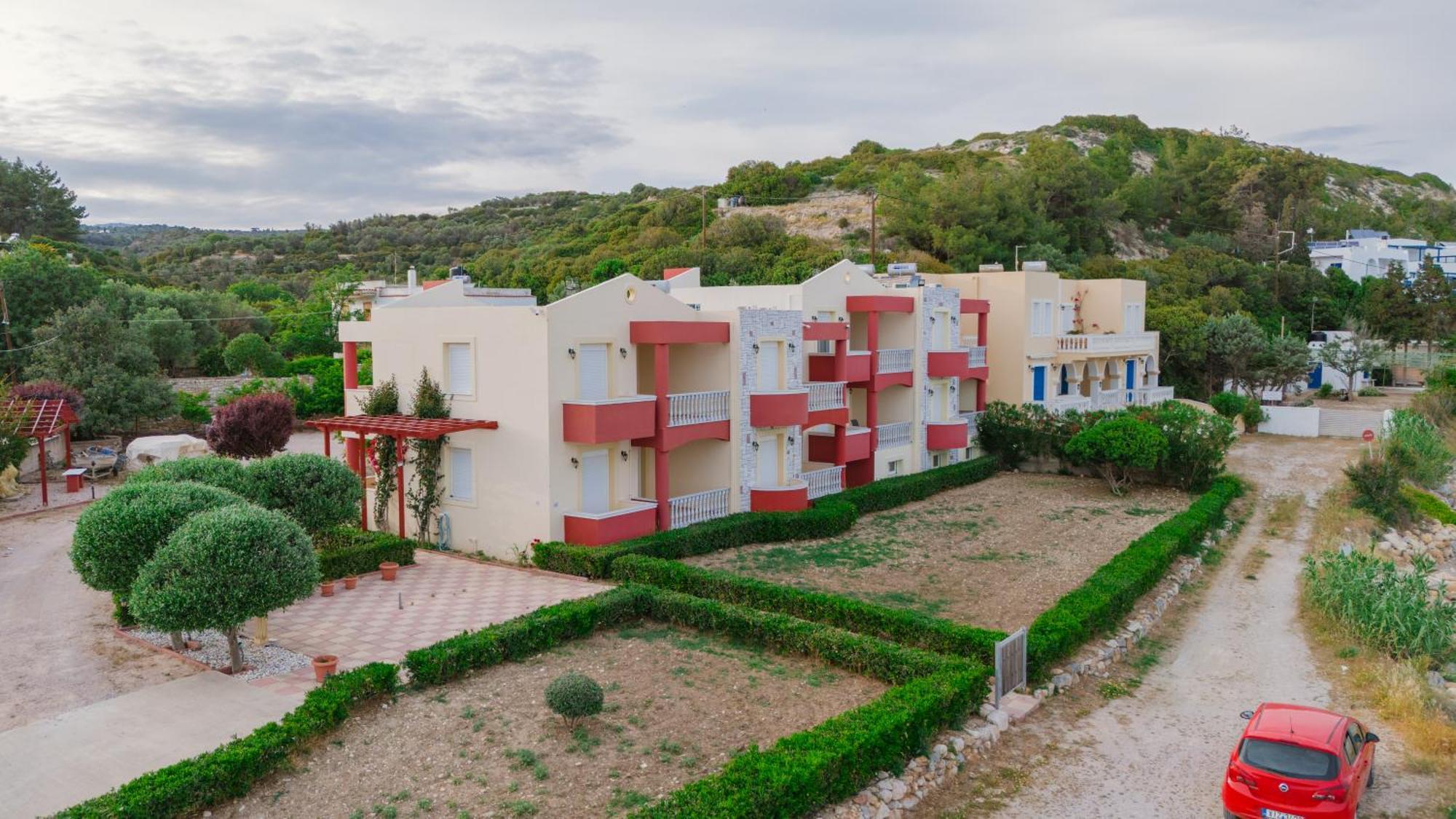 Marine Apartments Venetiko Paralia Agias Foteinis Exterior photo